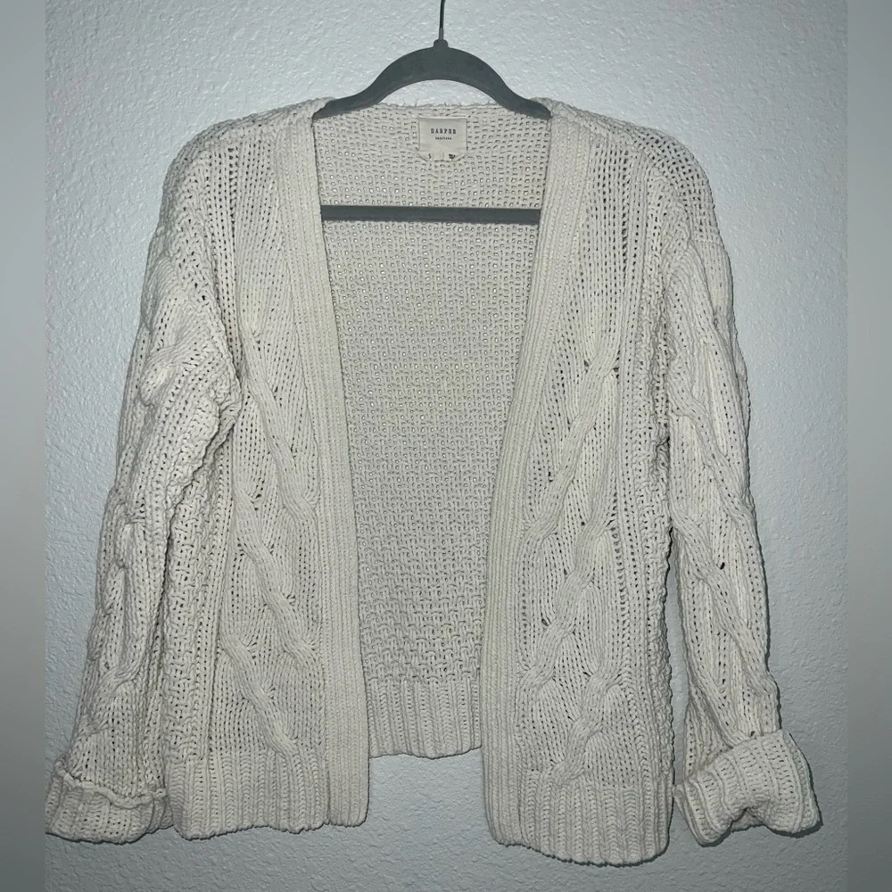 HARPER Heritage cream knitted super soft cardigan sweater Size S.